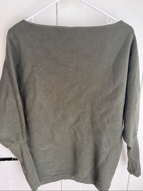 Boatneck Sweater